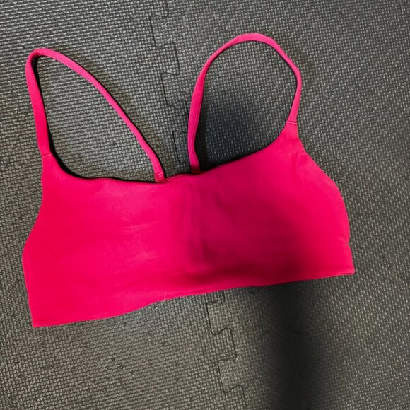 Lululemon Wunder Train Strappy Bra - Picture 1 of 3